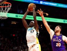 爵士狂砍国王分，西亚卡姆迎来新赛季高光！