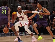 唐斯惊艳全场，詹姆斯助攻爆棚，火箭逆转取胜！